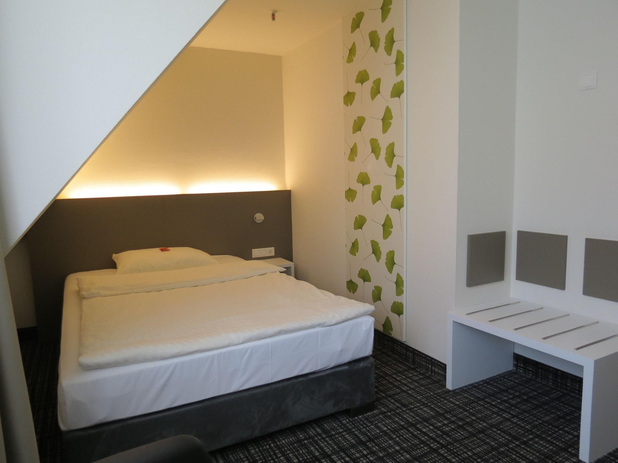 Comfor Hotel