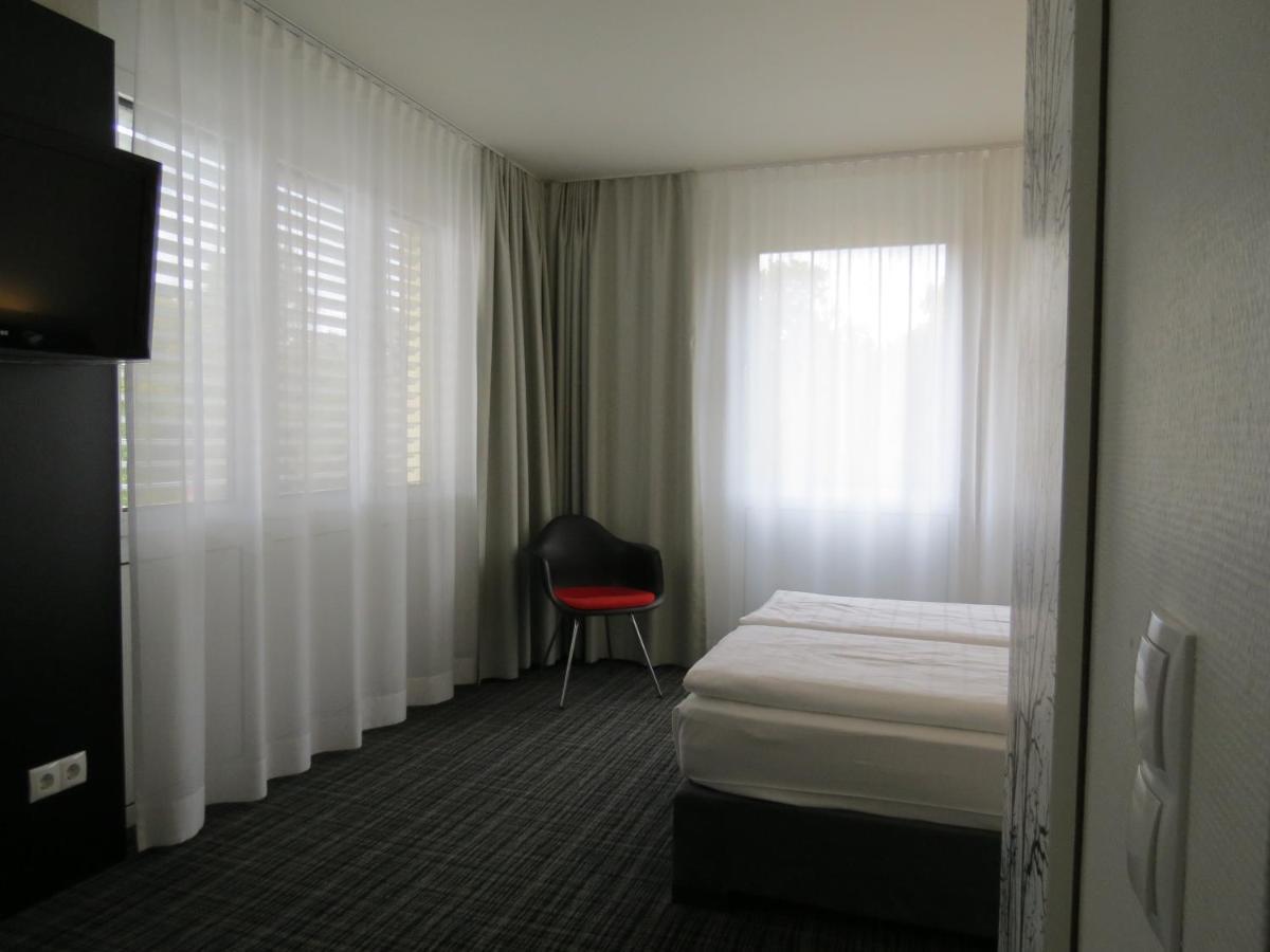 Comfor Hotel